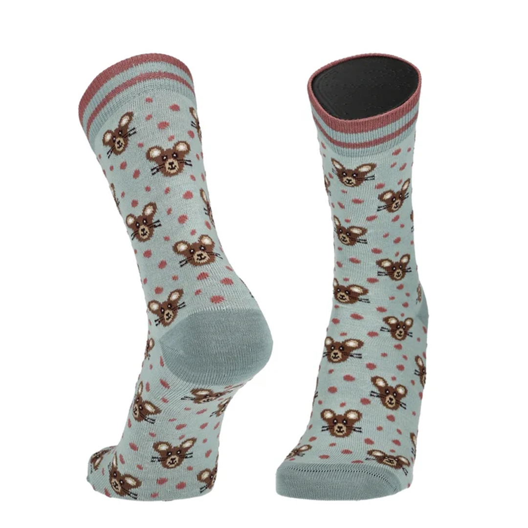Paar hellblaue Merino Socken mit Mäuseprint und rosa/blauem Rippbund