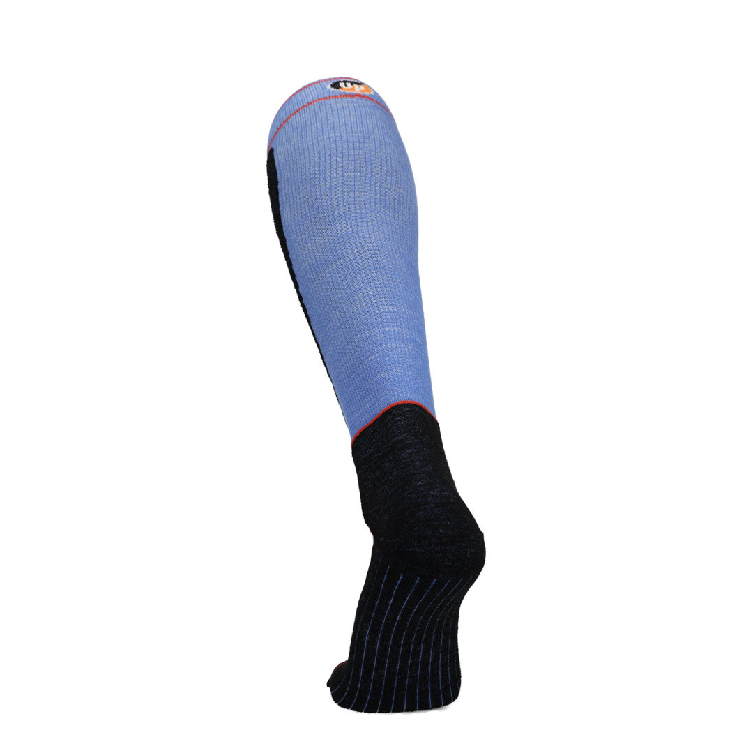 Kniehohe Merino Skisocken hellblau mit schwarzer Zehe/Fußbund und roten Details