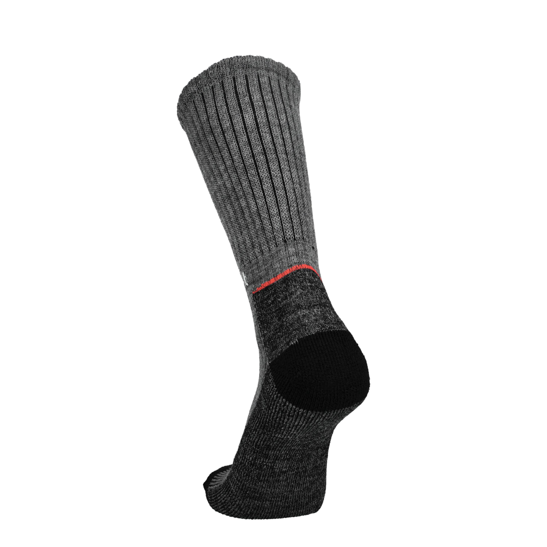 Merino Wandersocken anthrazit mit schwarzer Unterseite und rotem Streifen über der Ferse