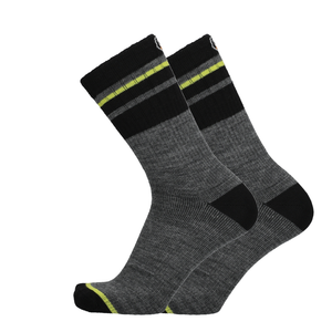 Schwarze Laufsocken mit Graumelange und limettengrünen Akzenten, Paar
