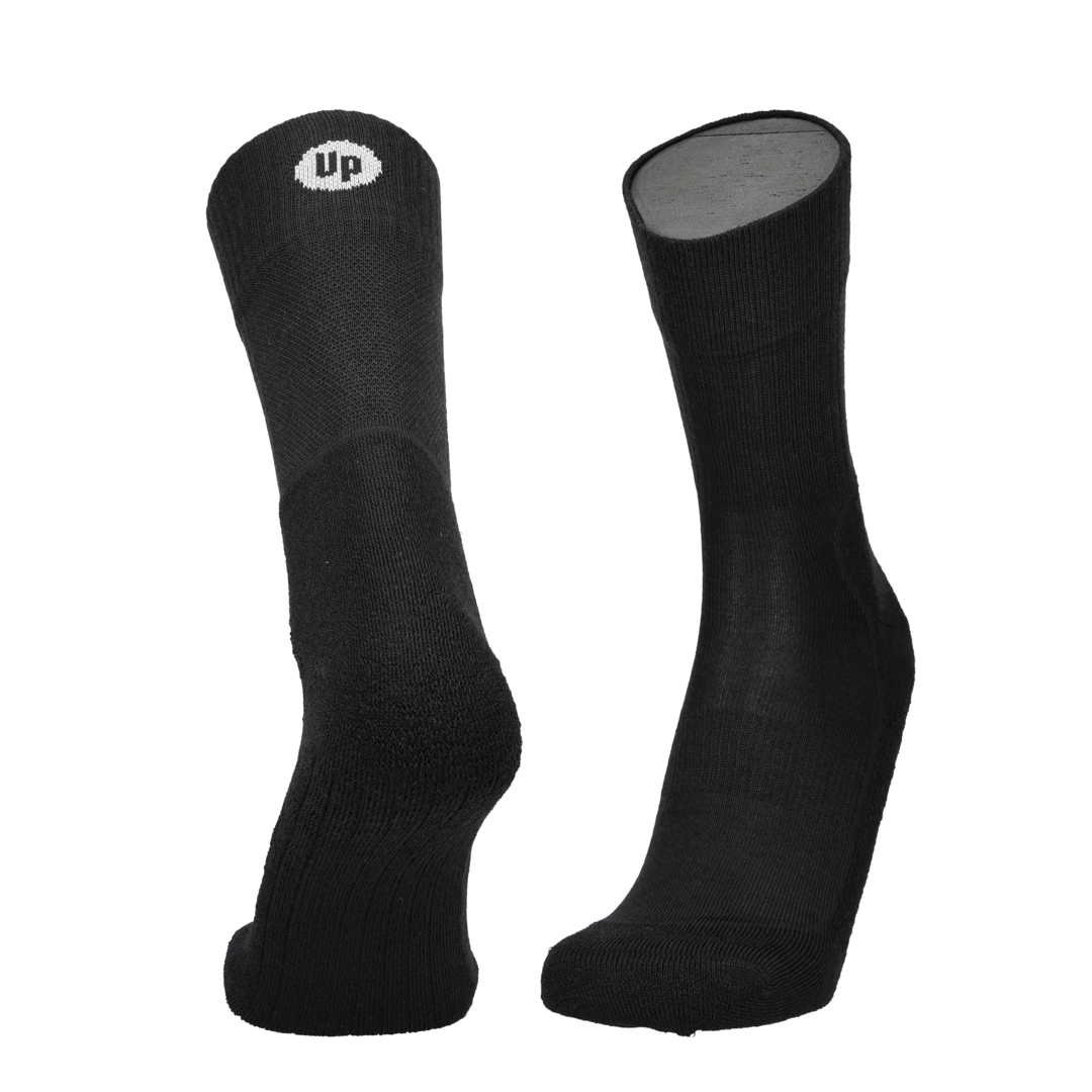 Wandersocken schwarz, zwei Paar-Ansichten mit dezenter Struktur und Label oben