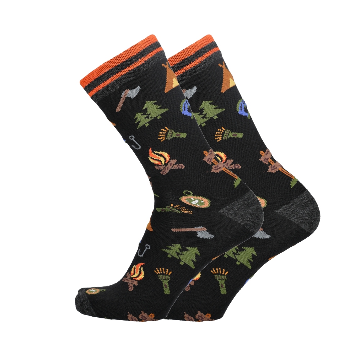 Schwarze Merino Socken mit Campingprint und orangefarbenem Rippbund, mit Fußeinsatz.
