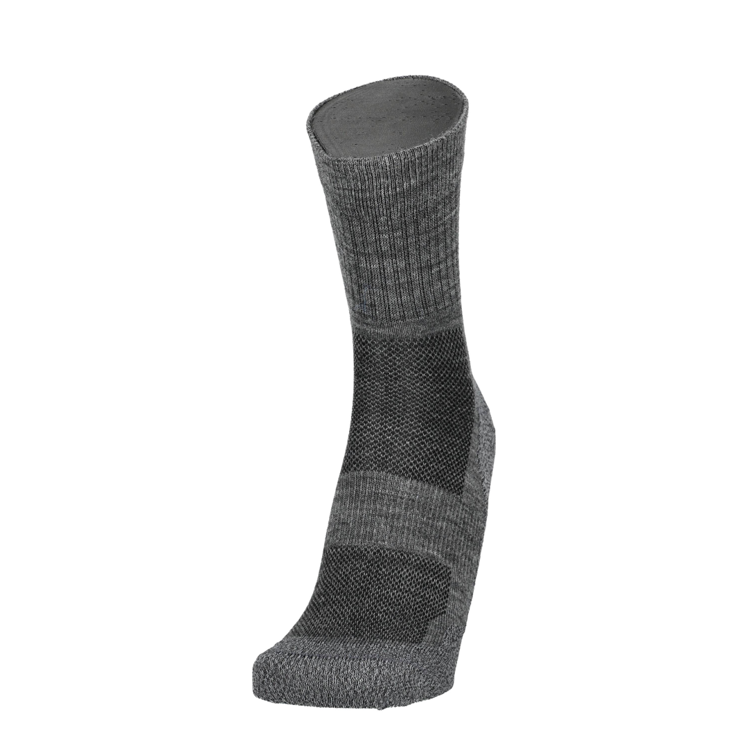 Merino Laufsocke grau mit verdickten Fersen- und Zehenflächen
