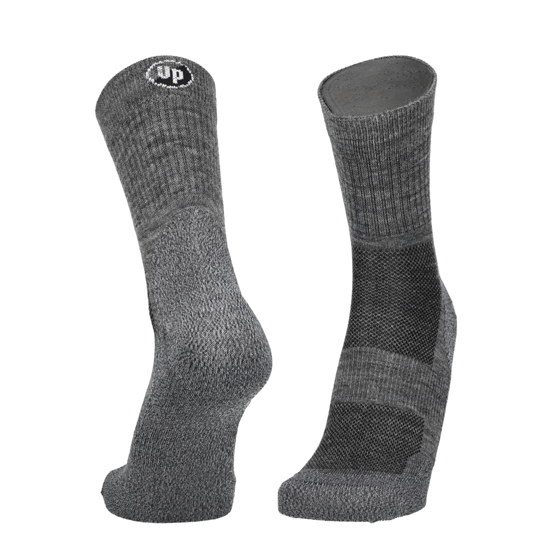 Merino Laufsocken grau, mit Logo am Bund und dämpfenden Flächen